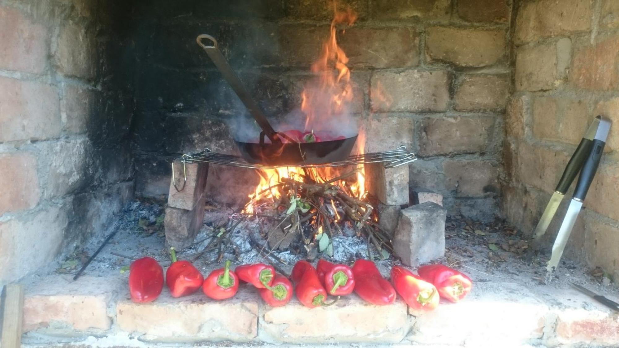 Montenegrinabih, Petrovici, Istocno *